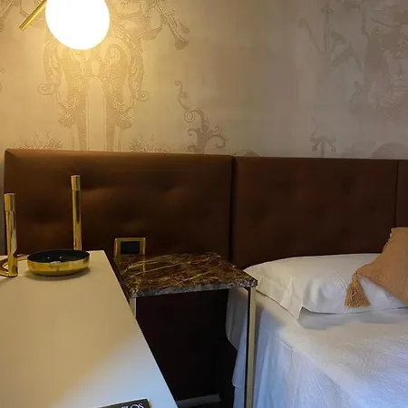 Condotti 4*