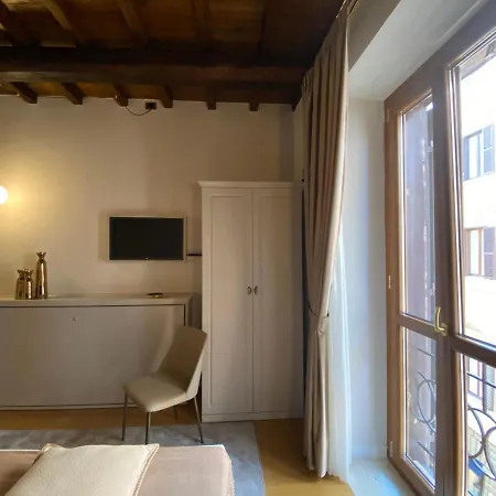 Condotti 4* Rzym