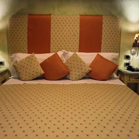 Pensjonat Condotti 4*