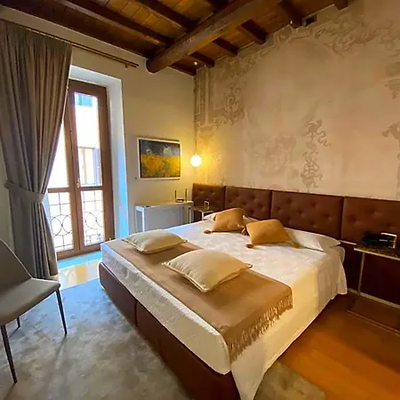Condotti Casa de hóspedes