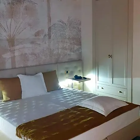Condotti 4* Rom