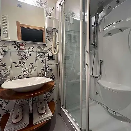 Pensjonat Condotti Rzym