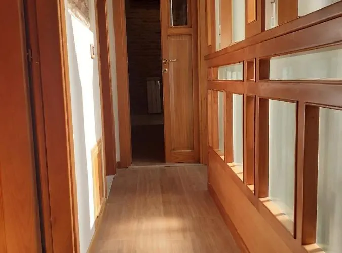 Konukevi Condotti 4*